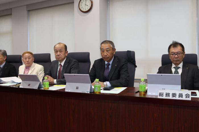 総務委員会