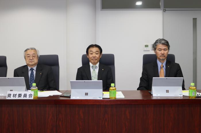 総務委員会
