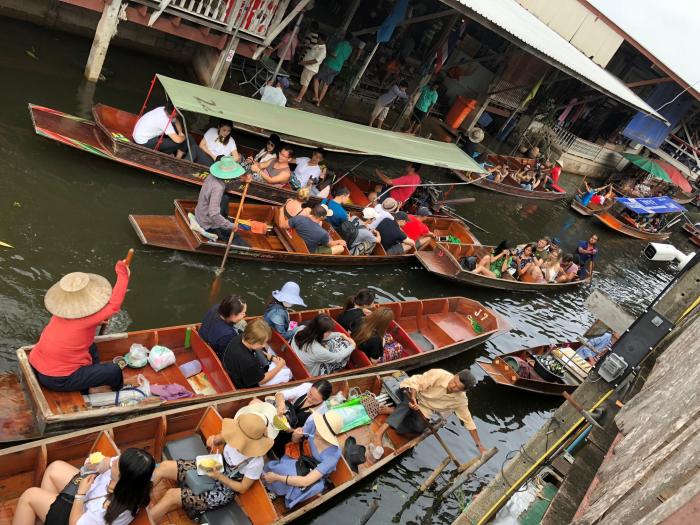 水上マーケット　　　　　　　　　　　　　　　　　　　　　　　　　　　　　　　　　　　　　佳作：㈱日伸商会　永山　雅規　氏